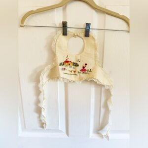 Vintage 1950s Embroidered Bib